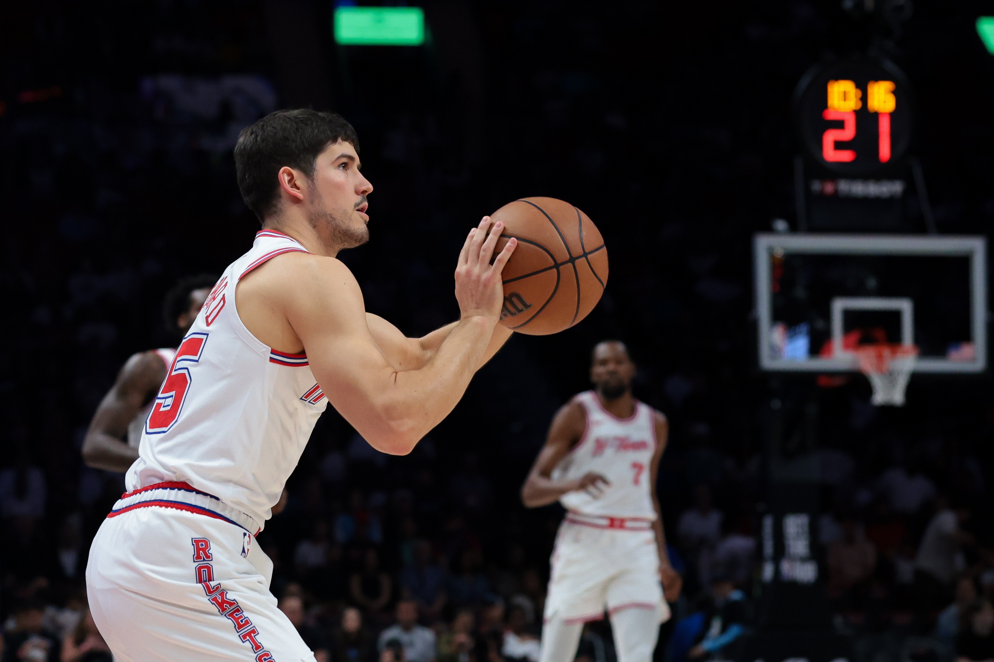 开云体育-杜兰特谈谢泼德:投篮不顺的时候就要去做其他事 他今晚做到了