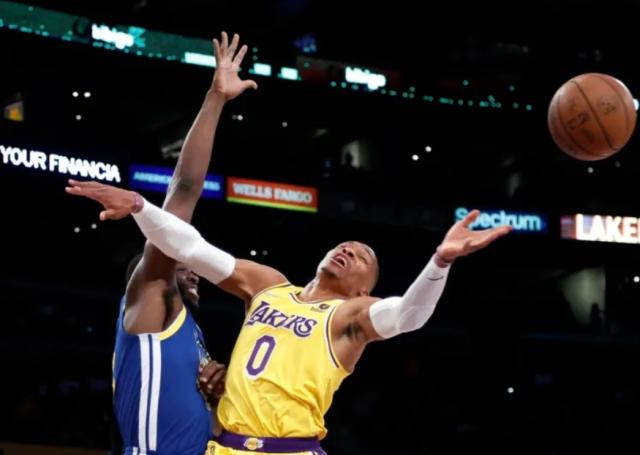 开云体育-正负值-23全队倒数第一！韦少糟糕首秀拖累全队